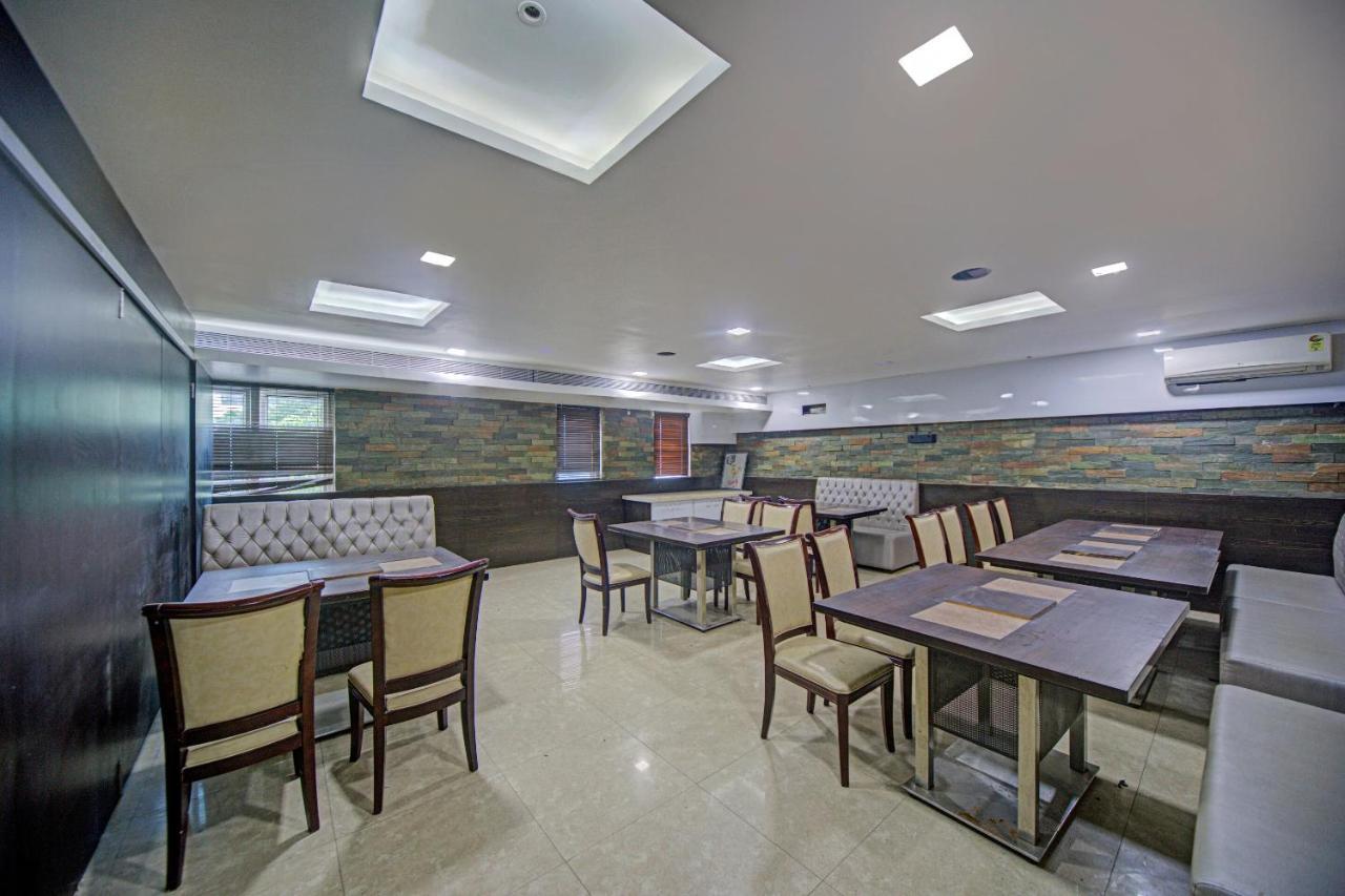 Townhouse 515 Hotel Iris T Nagar Near Shri Ayyappan Temple Τσενάι Εξωτερικό φωτογραφία